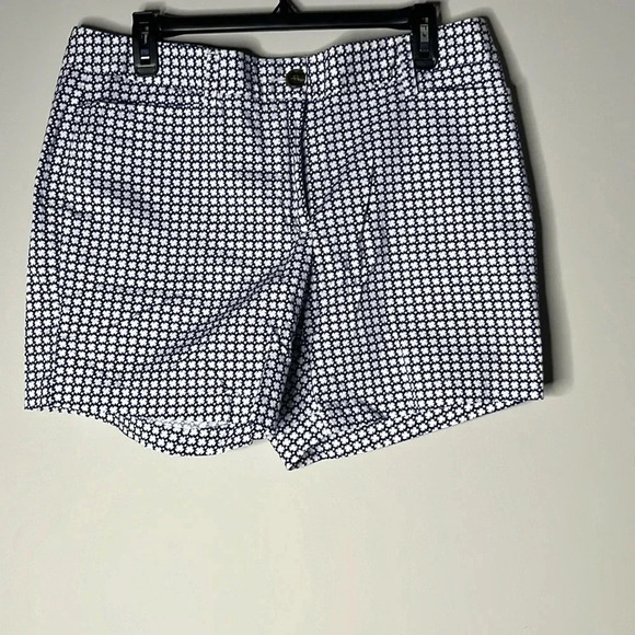 Lands End Women’s Fit 2 Blue White Shorts Size 12P - Picture 1 of 10